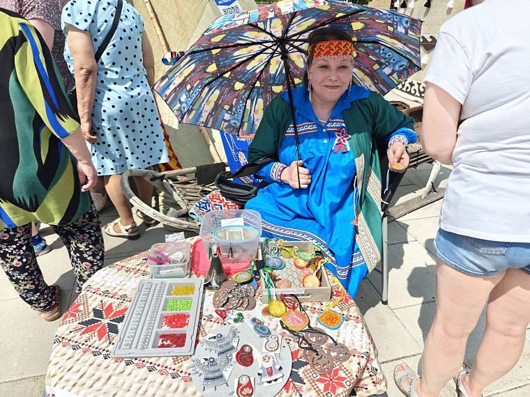 Летаем на дроне и разгадываем калмыцкие головоломки. Как в Тюмени проходит фестиваль «Мост Дружбы»