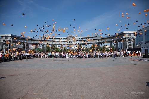 22 июня тюменцам предлагают хором спеть "На безымянной высоте"