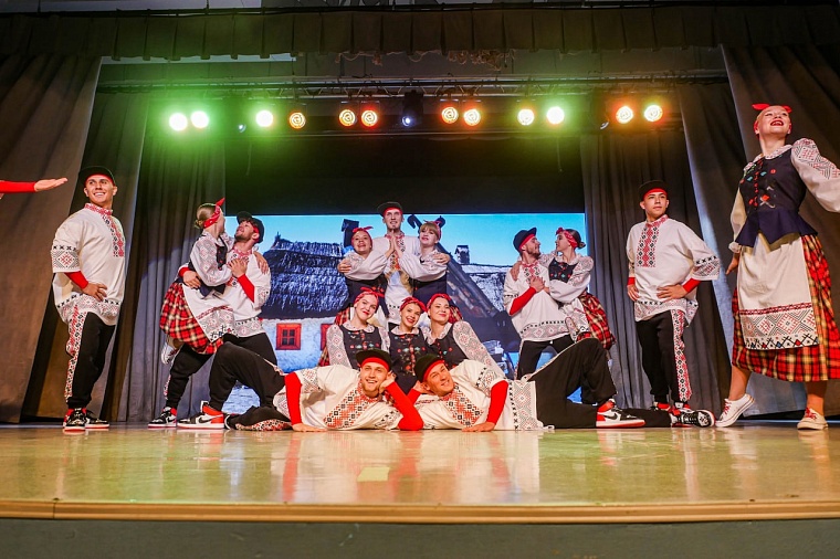 Тюменские дети на каникулах изучали культуру братской Беларуси