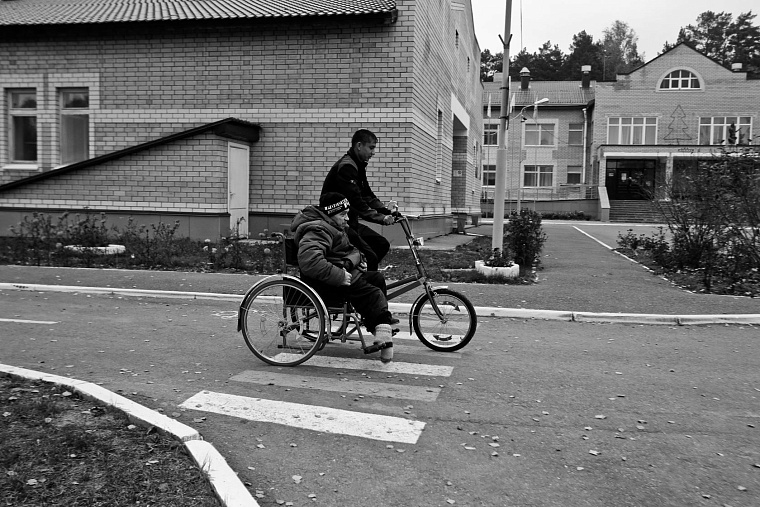 Винзили: как устроен интернат для психически больных