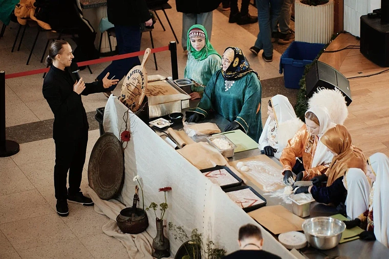 Участники форума «Родные – Любимые» показали кулинарное мастерство на конкурсе «Семейные рецепты»