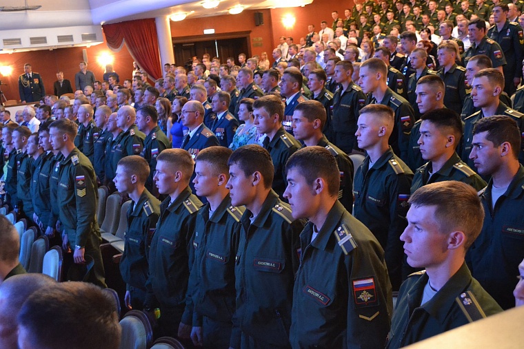 За 60 лет в ТВВИКУ подготовили более 16 тысяч офицеров