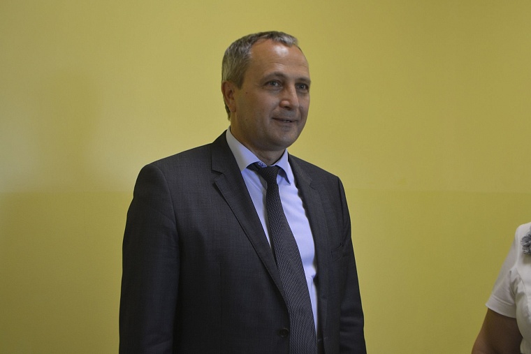 Главный федеральный инспектор отметил доверие родителей к Луговской школе