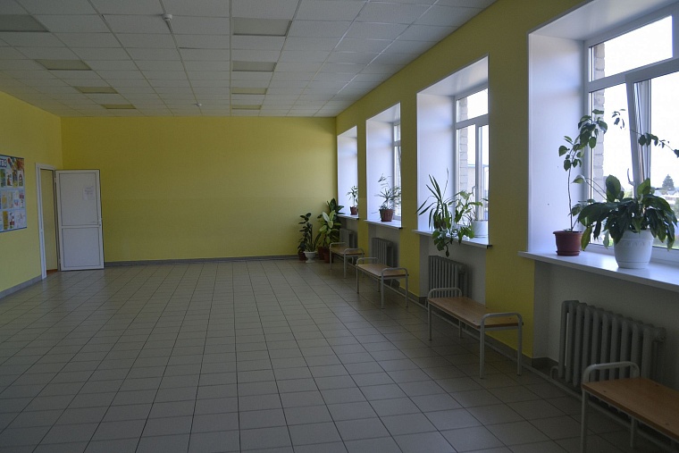 Главный федеральный инспектор отметил доверие родителей к Луговской школе