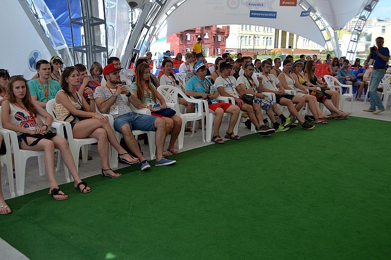 Владимир Матвеев: В Великую Отечественную СССР воевал против всего мира