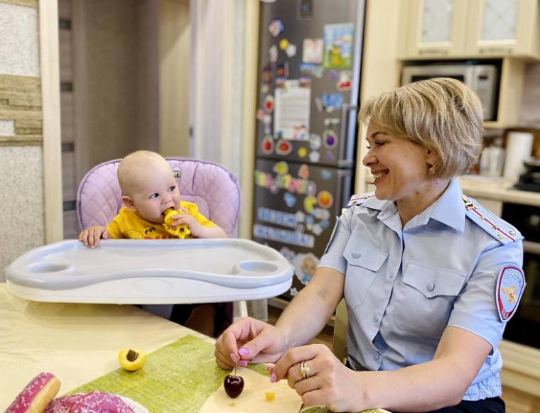 Тюменские супруги-полицейские рассказали историю своей любви