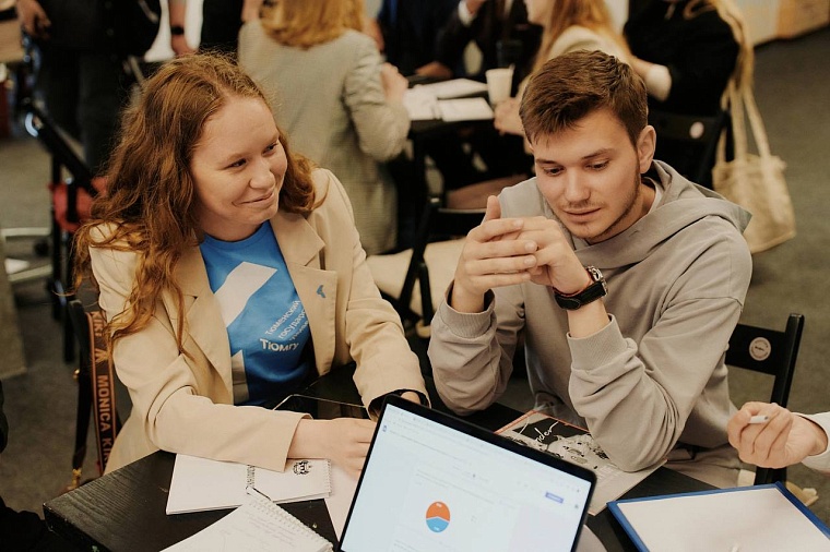 Тюменцы могут внести предложения в новый нацпроект «Молодежь России»