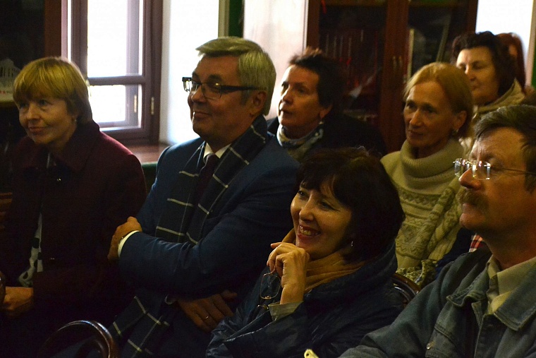 Читатели увлеклись и написали книгу