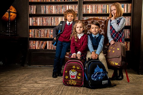 Все в одном стиле: новые школьные коллекции от «Галамарта»