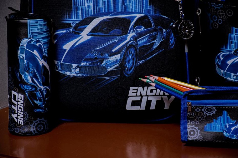 Все в одном стиле: новые школьные коллекции от «Галамарта»