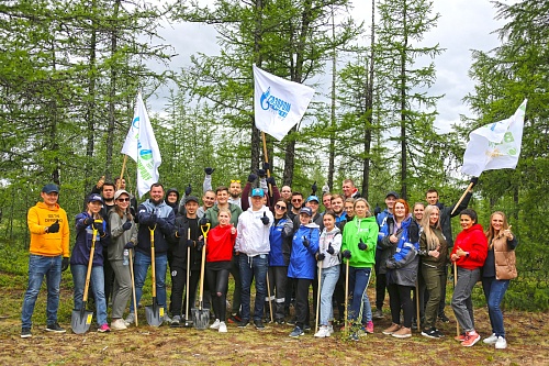 «Газпром добыча Уренгой» провел экологическую акцию «Чистый город»