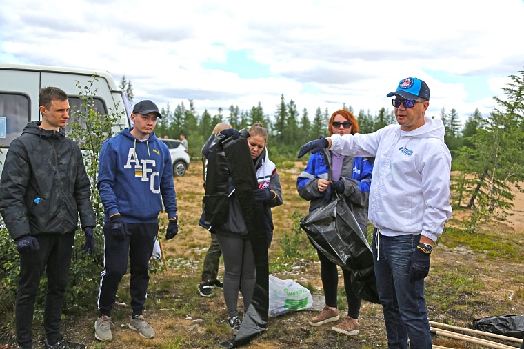 В ООО «Газпром добыча Уренгой» проходит акция «Чистый город».