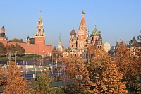 Названы популярные направления для путешествий в бархатный сезон в России и за границей