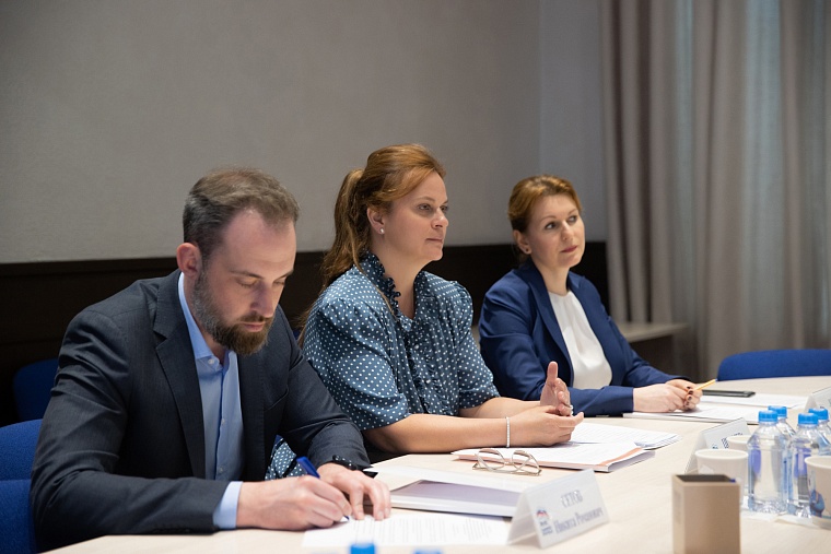 Рабочая группа Турчака и фонд Цивилевой будут сообща решать проблемы ветеранов