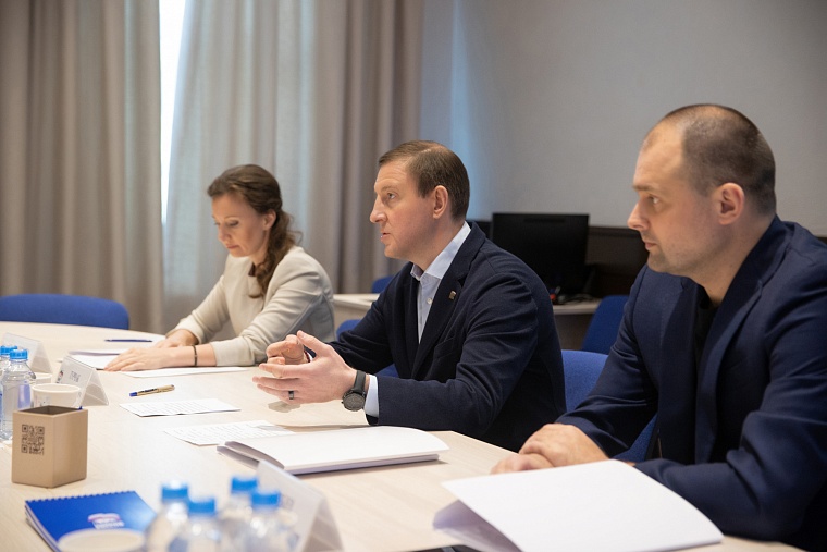 Рабочая группа Турчака и фонд Цивилевой будут сообща решать проблемы ветеранов