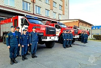 Тюменские пожарные отправились в Курганскую область помогать бороться с огнем