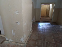 Коммунальные долги жильцов многоэтажки в Тюмени продали коммерсанту