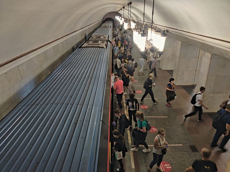 По ком звонят колокола. Как москвичи борются с ковидом