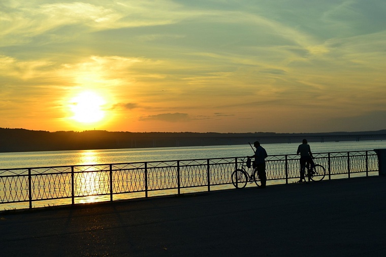 Пока вы спали: покушение на Мадуро, молодая семья состарилась в очереди на жилье, а ребенка в Сочи смыло в ливневку