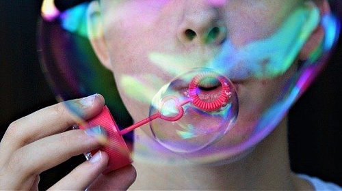 Афиша на уик-энд: жаркие вечеринки, своп и нотки гранжа