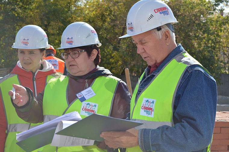 Лучшим каменщиком области стал Алексей Макаров
