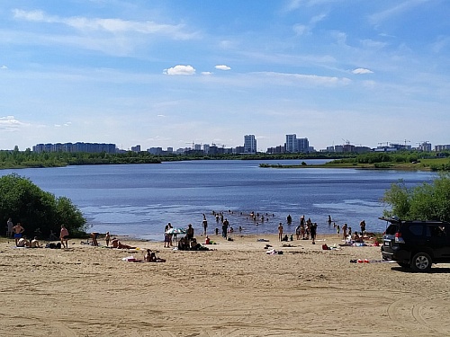 Где позагорать и поплавать в Тюмени летом 2024: самые интересные пляжи