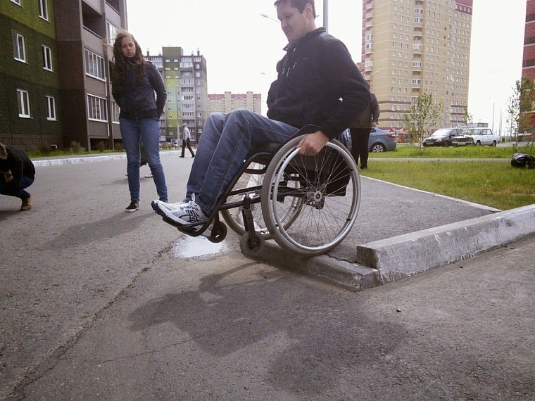 Застройщик микрорайона Ямальский-1 закупил ступенькоходы