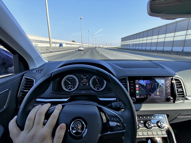 Karoq удивительно приятен в управлении.