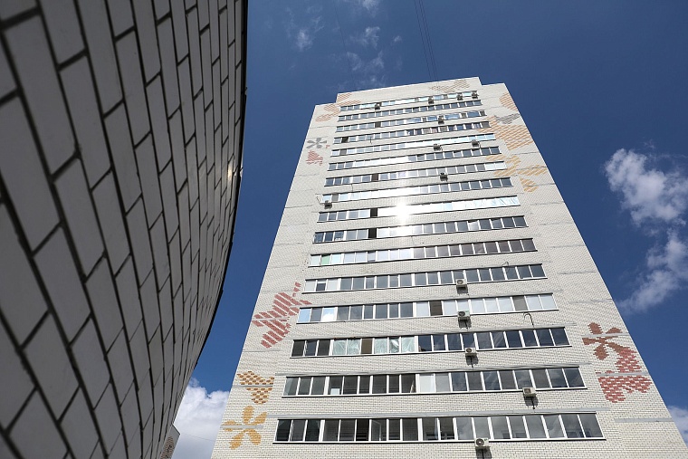 Городская разведка: бабочки и цветочки ЖК "Акварель"