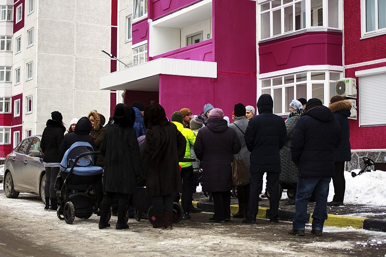 35 метров до границы: почему жители ЖК «Комарово» хотят в Тюмень