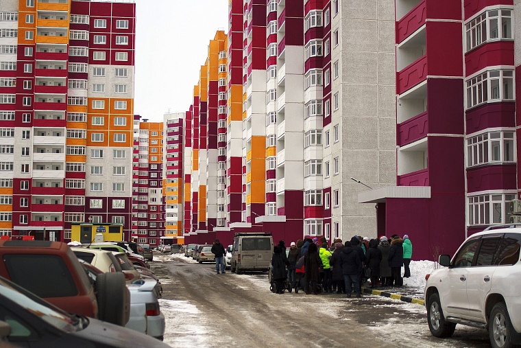 35 метров до границы: почему жители ЖК «Комарово» хотят в Тюмень