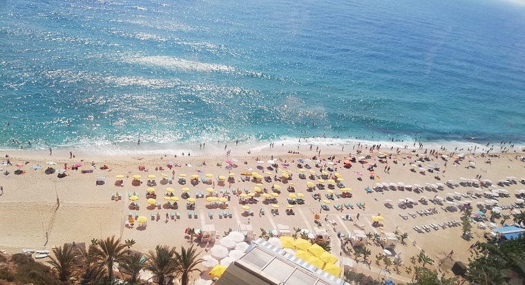 Еда огорожена, напитки в пластике: как изменился all inclusive в Турции