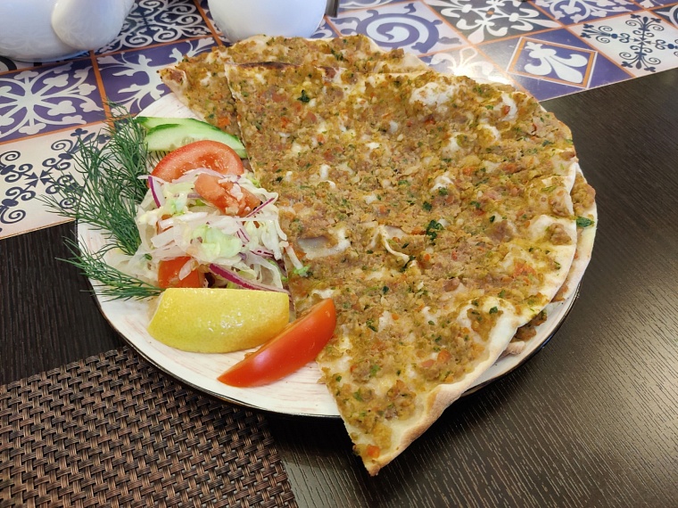 На берегах Анталии. Пробуем турецкую кухню в Тюмени