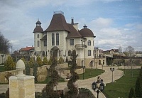 Тюменский «дом с привидениями» вошел в топ-10 самых дорогих замков России