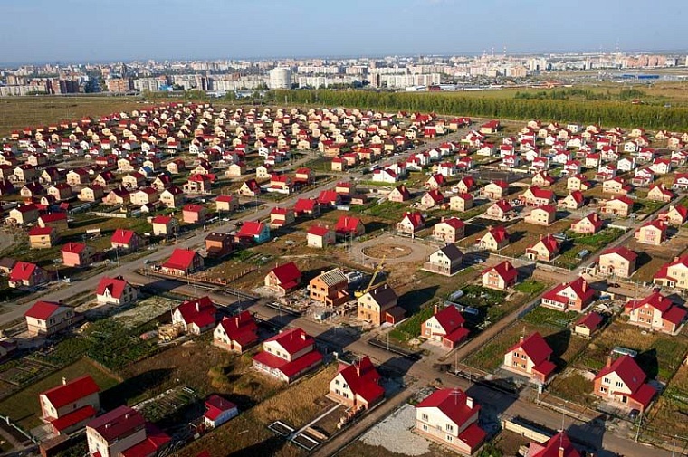 Если не хватает денег на покупку квартиры, инвестируйте в землю