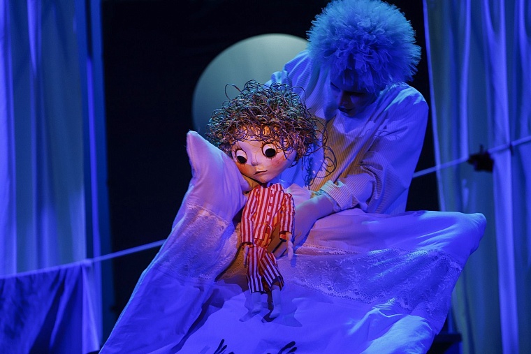 Афиша на уик-энд: покупаем подарки, обмениваемся книгами, катаемся на санках