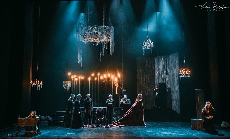 Афиша на уик-энд: покупаем подарки, обмениваемся книгами, катаемся на санках