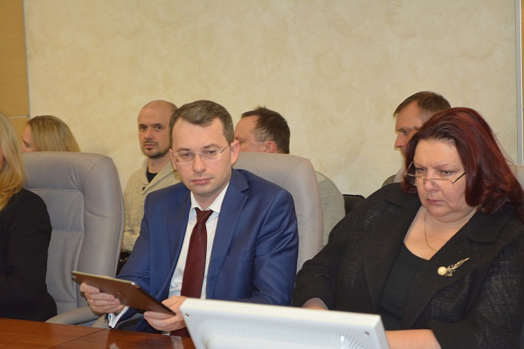 Аналитики рынка: главное, чтобы не перестали покупать