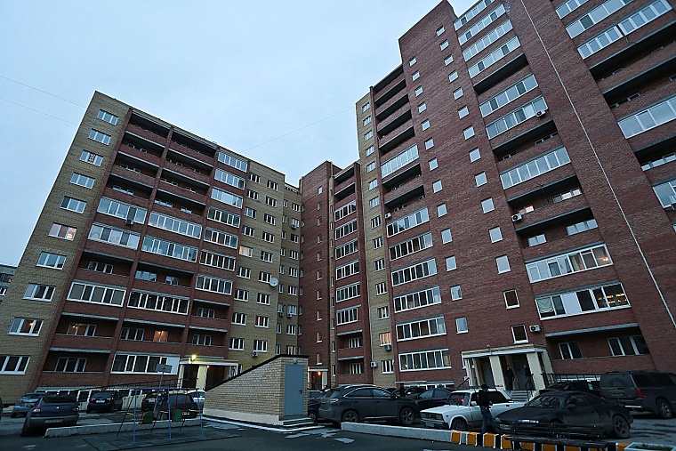 Заречный проезд, 14: жильцы «бесхозной» новостройки ищут правды