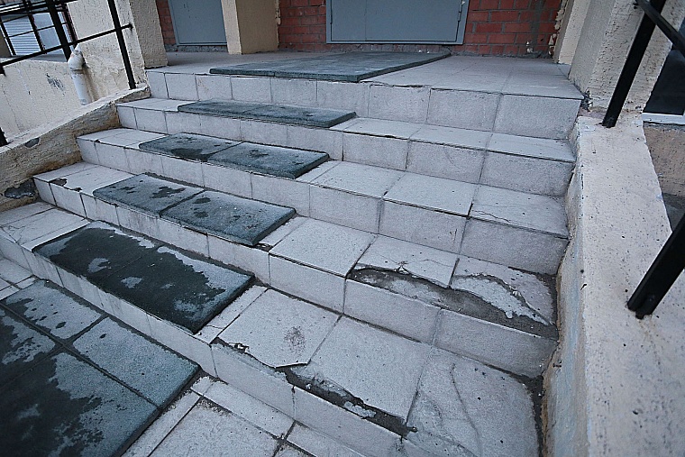 Заречный проезд, 14: жильцы «бесхозной» новостройки ищут правды