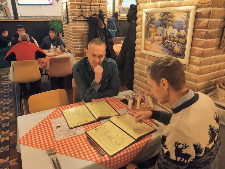 Чорба и плескавица. Чем удивляет сербская кухня в Тюмени