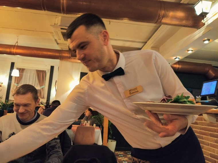 Чорба и плескавица. Чем удивляет сербская кухня в Тюмени