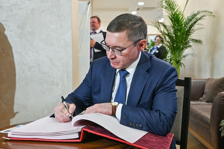 Фуат Сайфитдинов: У жителей Тюменского района есть уверенность в завтрашнем дне