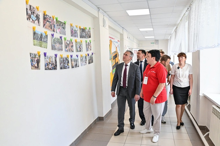 Александр Моор: В этом учебном году в школы Тюменской области пойдет четверть миллиона учеников