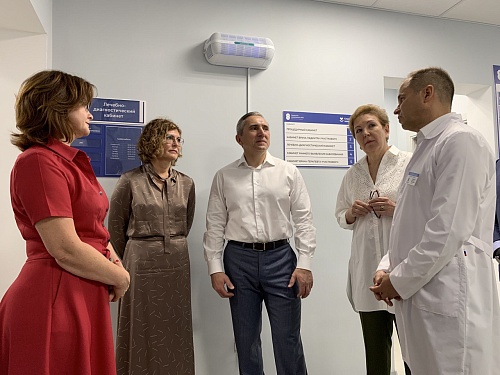 Александр Моор сегодня совершает объезд учреждений здравоохранения Тюмени и Тюменского района