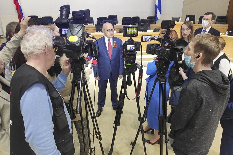 Председатель Тюменской гордумы лидирует в медиарейтинге среди спикеров по итогам апреля