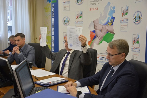 Теперь официально: на выборах губернатора Тюменской области победил Александр Моор