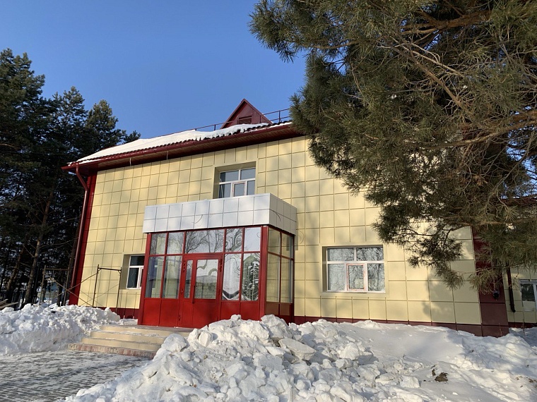 В Большом Сорокино Александр Моор осмотрел квартиры для участников СВО и посетил ремонтируемые соцобъекты