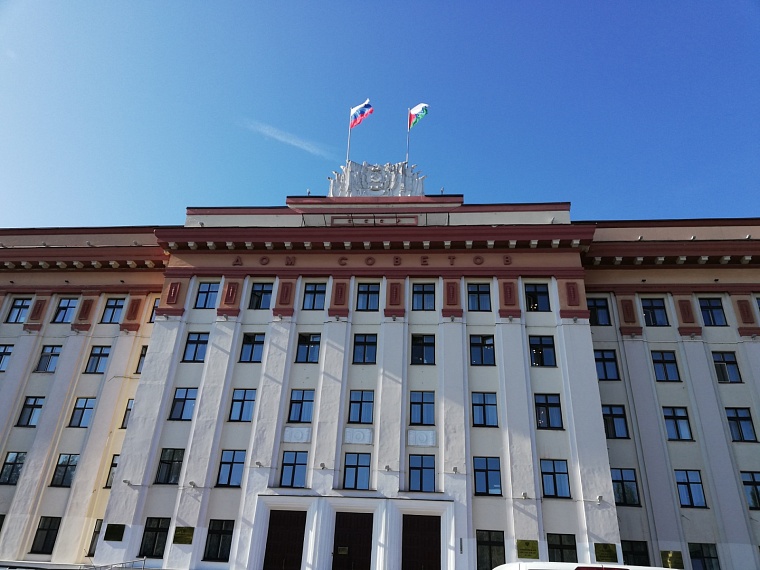 Началось первое заседание Тюменской областной думы седьмого созыва