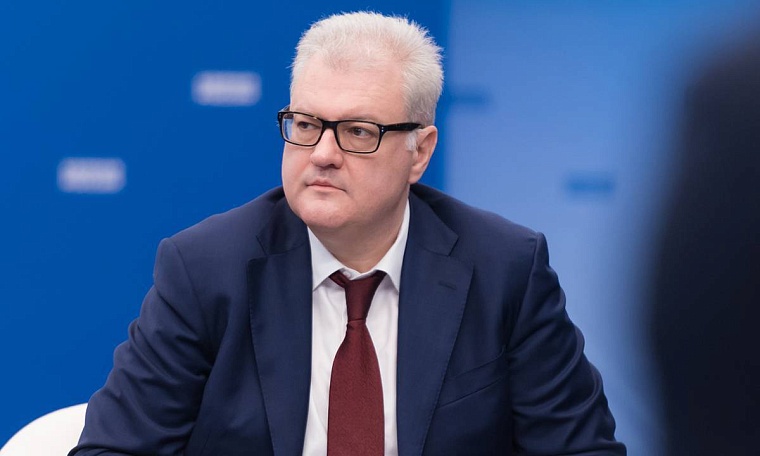 Политолог Дмитрий Орлов: Качество жизни граждан Тюменской области определяет не обеспеченность ресурсами, а управленческие практики